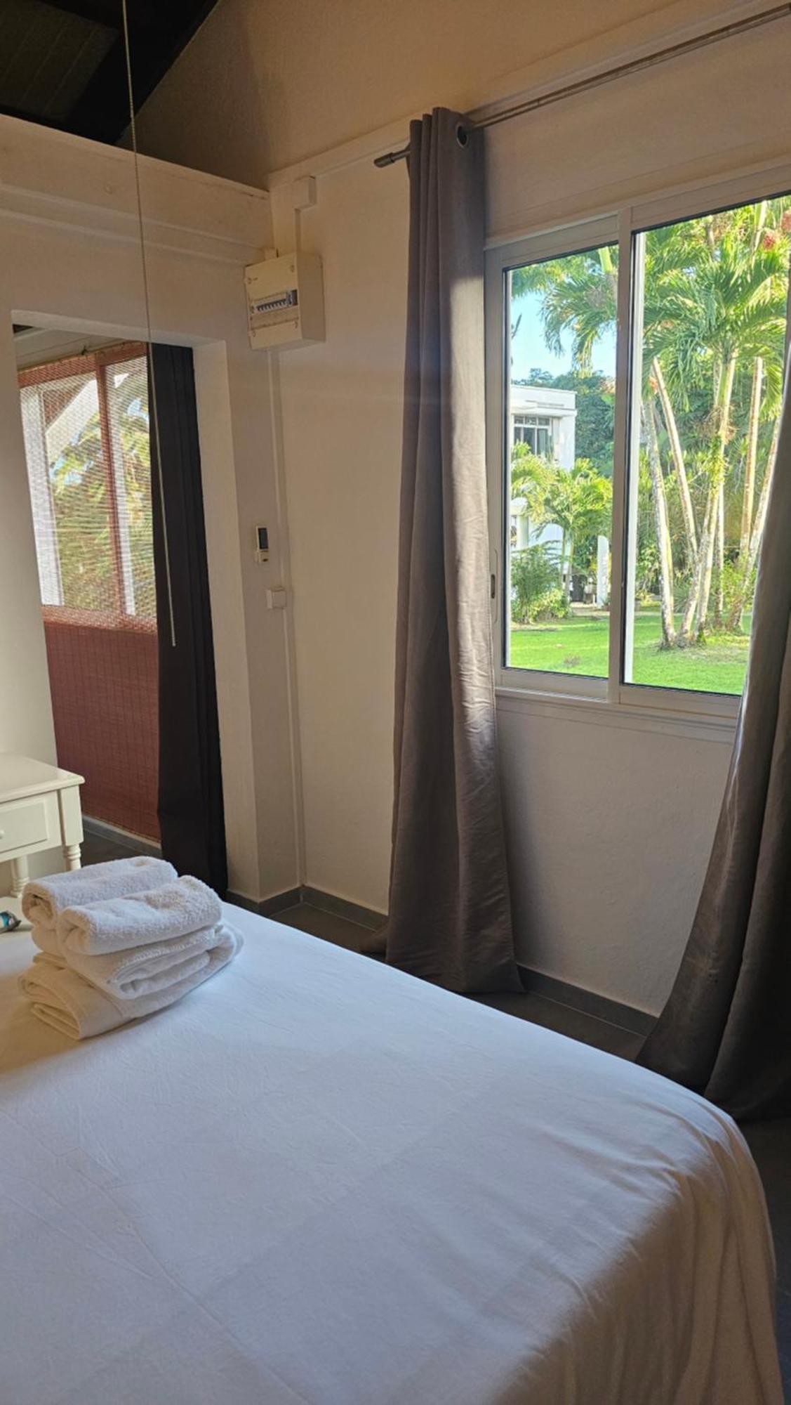 Habitation Villa Les Cassias Petit-Bourg Ngoại thất bức ảnh